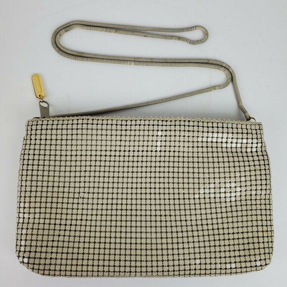 Vintage Hong Kong Womens Crossbody Tan Metal Chain Hippie Go Go Handbag Purse - Picture 3 of 6